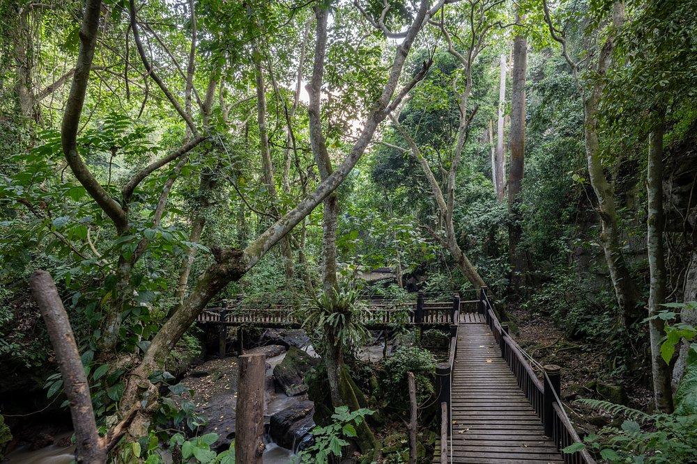 Kyambura Gorge Lodge