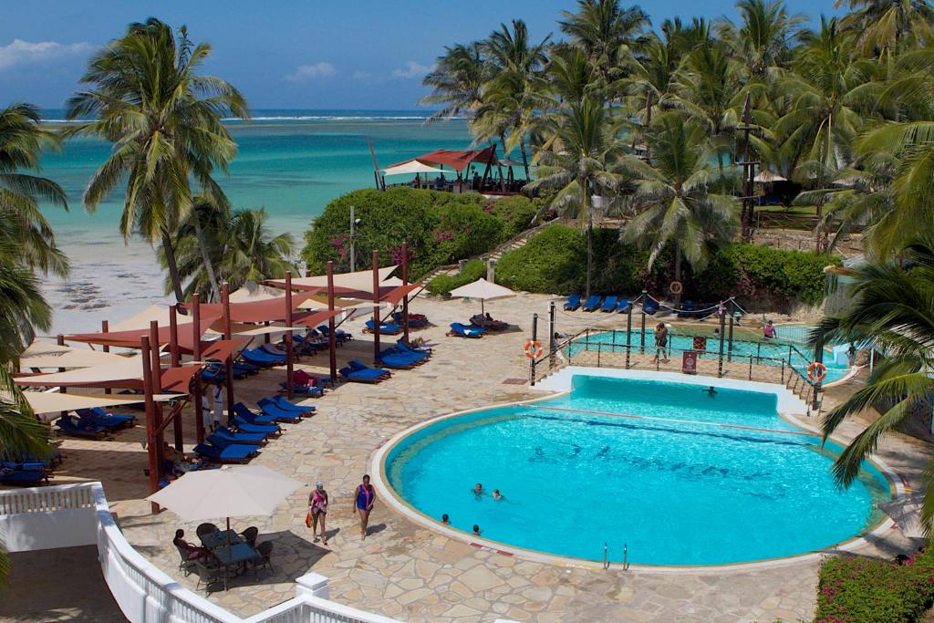 Voyager Beach Resort
