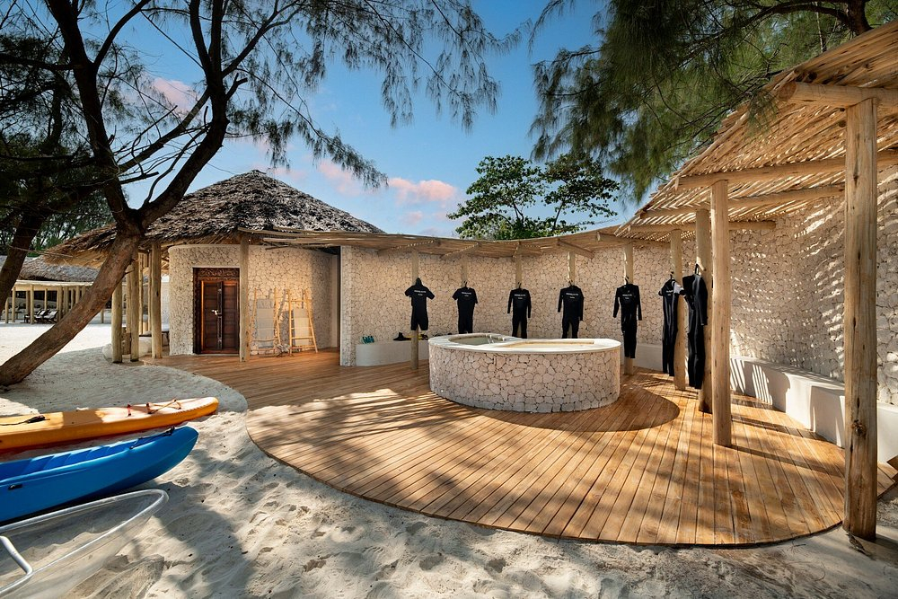 Mnemba Island Lodge
