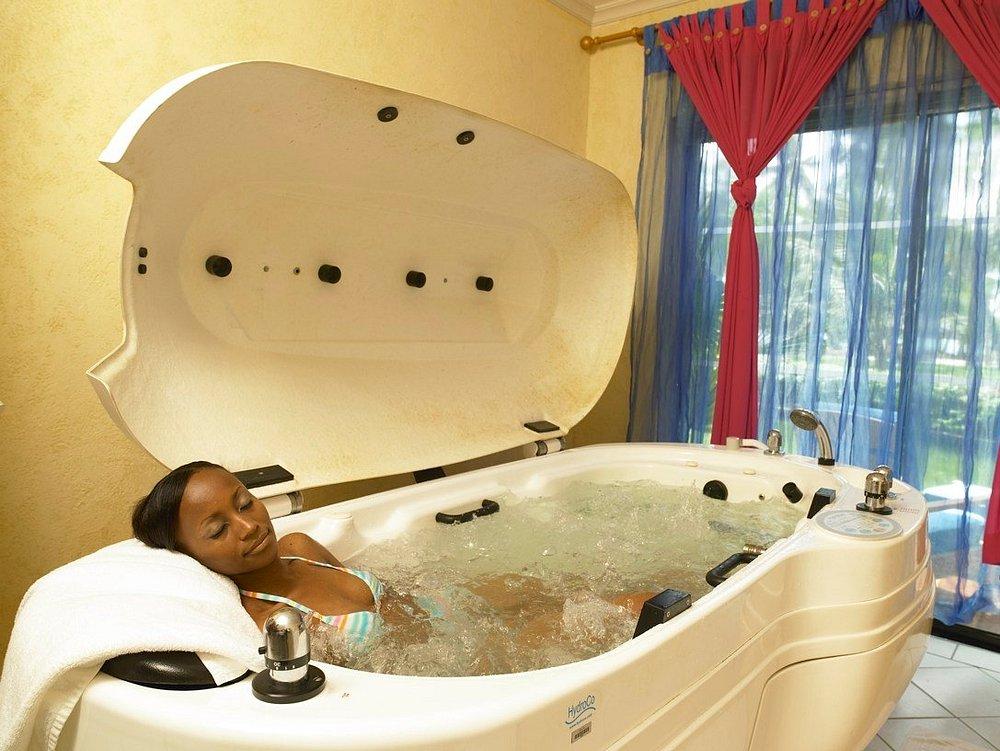 Diani Reef Beach Resort