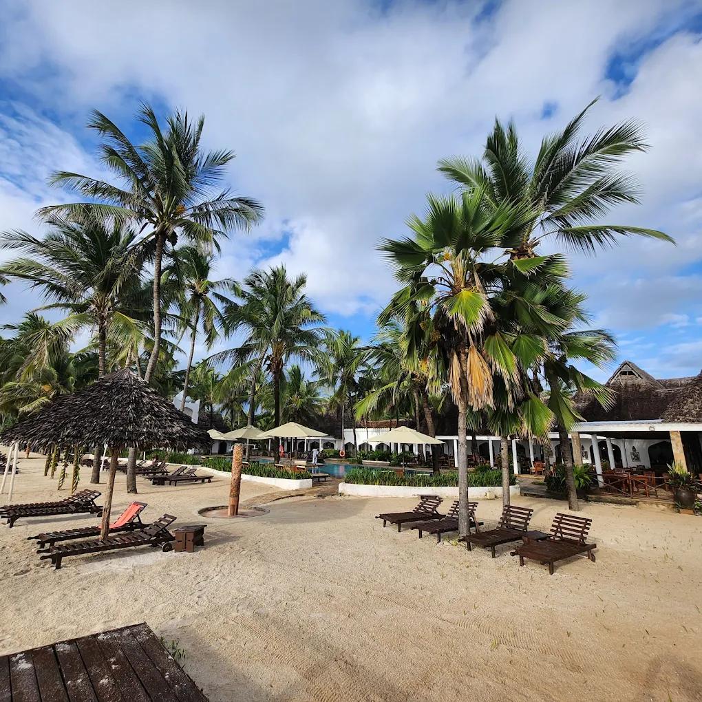 Sultan Sands Island Resort