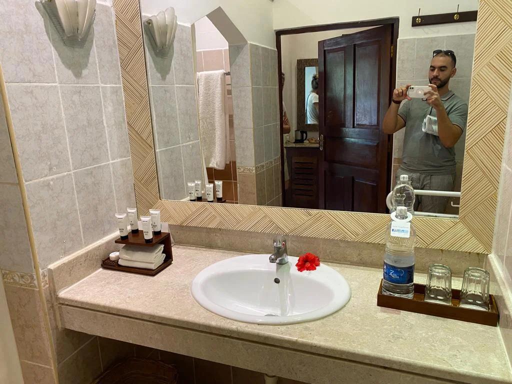 Sultan Sands Island Resort