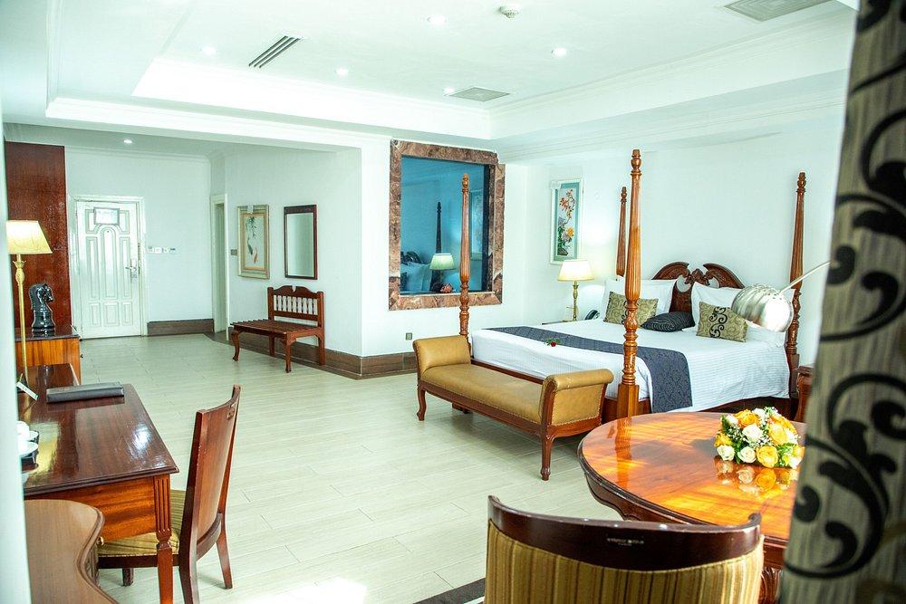 Weston Hotel