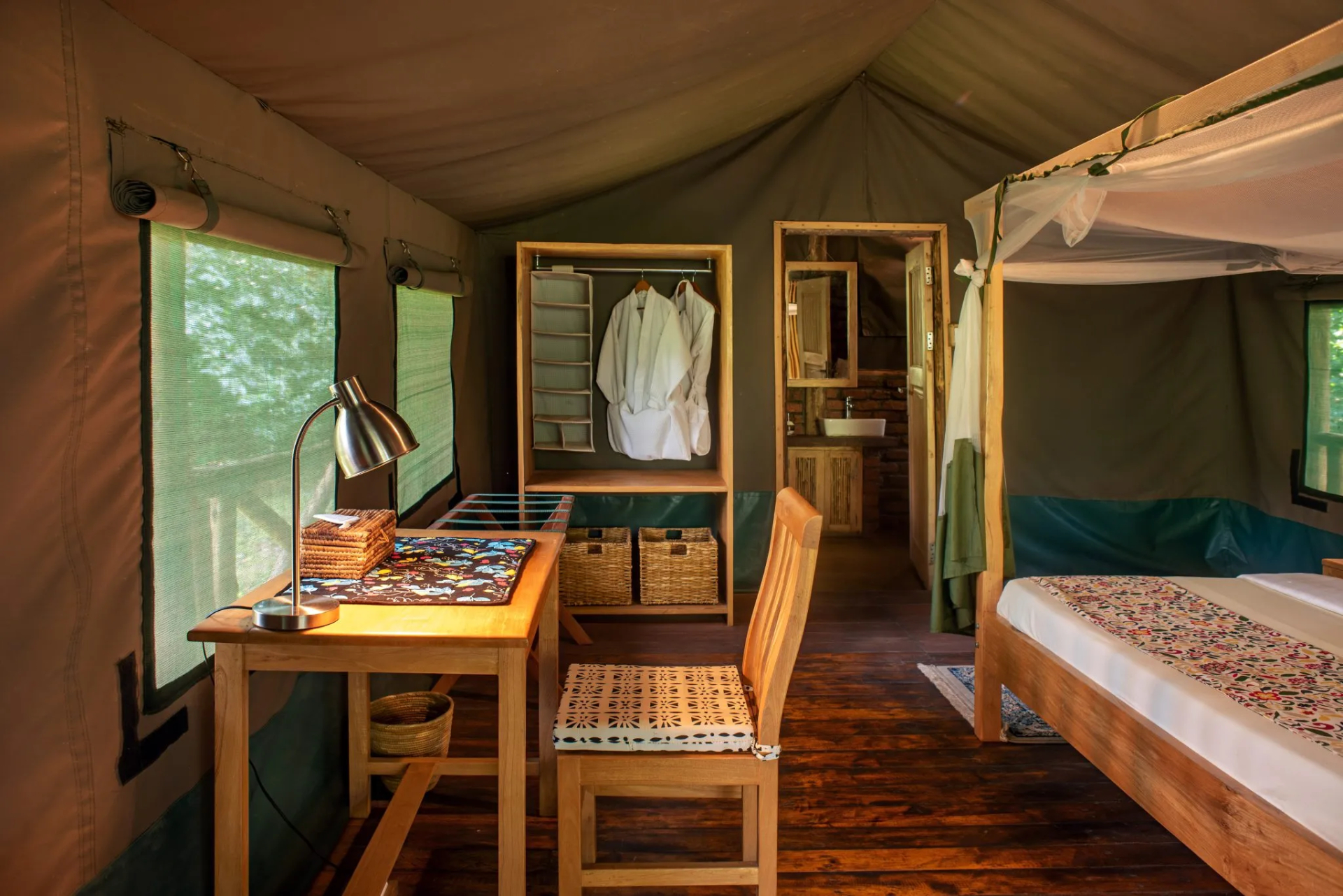 Ishasha Jungle Lodge