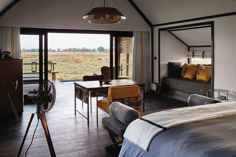 Eagle Island Lodge