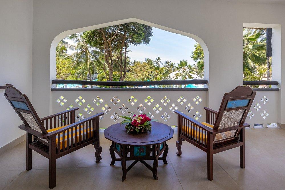 Southern Palms Beach Resort