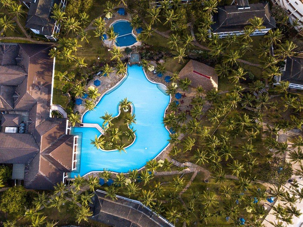 PrideInn Flamingo Beach Resort