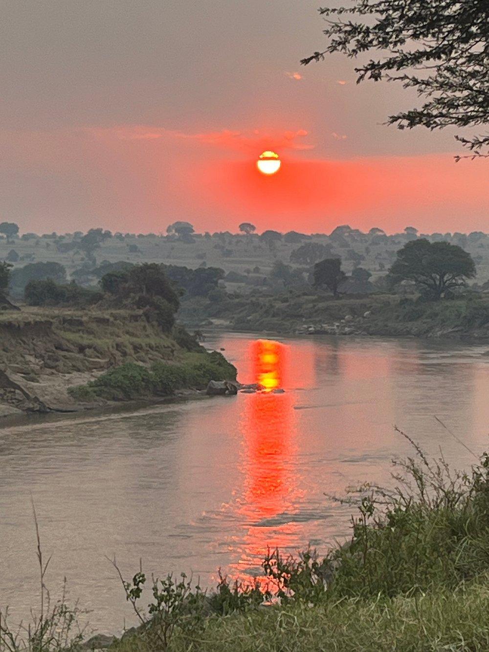 Legendary Serengeti Camp