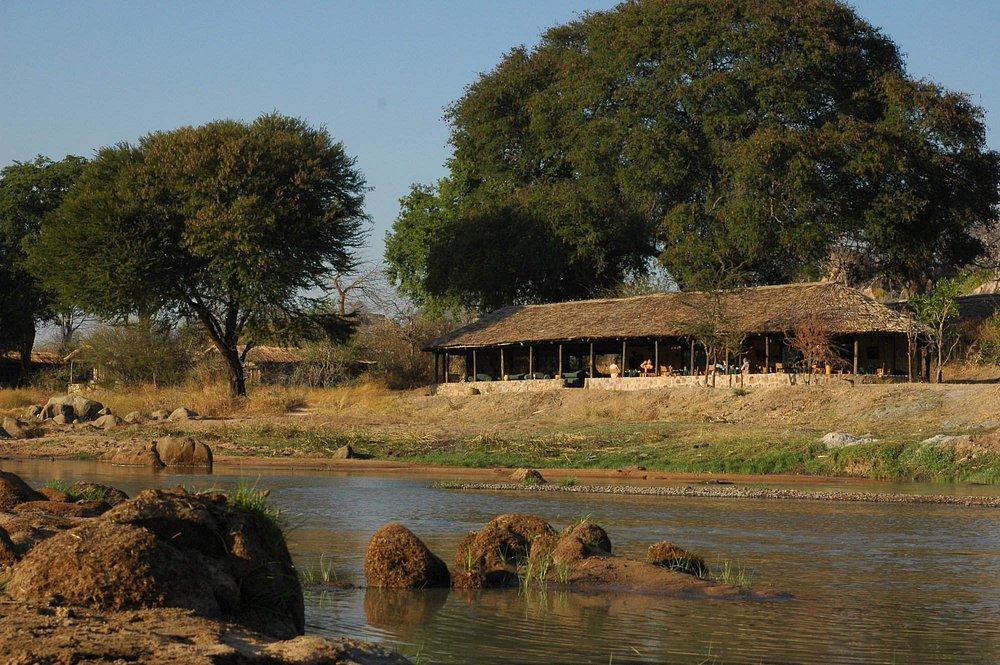 Ruaha River Lodge