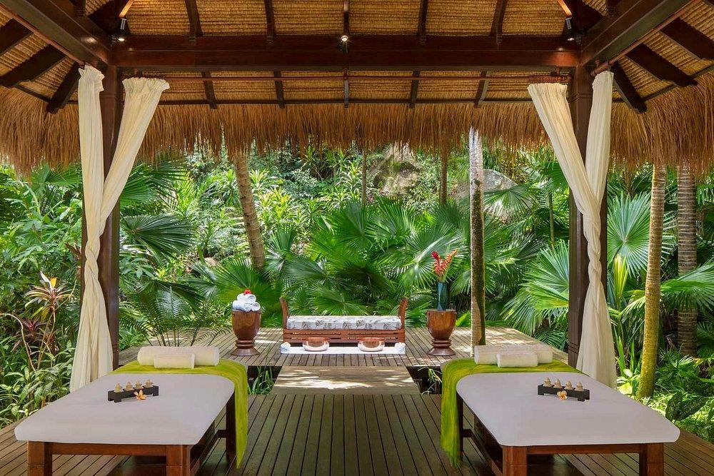 Maia Luxury Resort & Spa