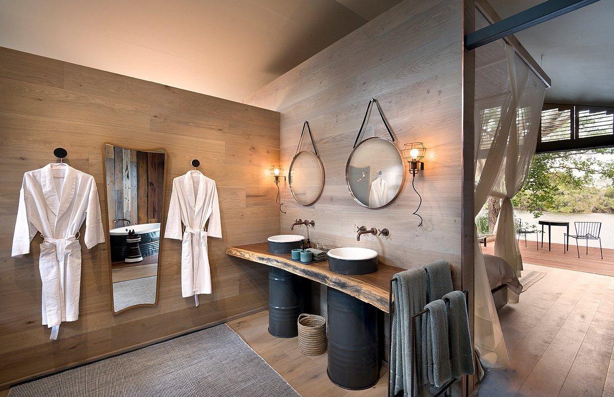 Thorntree River Lodge
