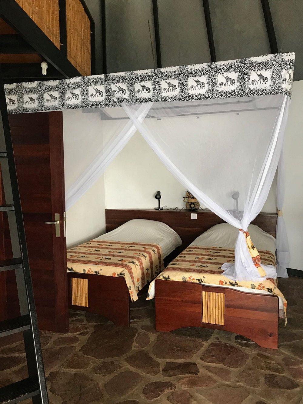 Speke Bay Lodge