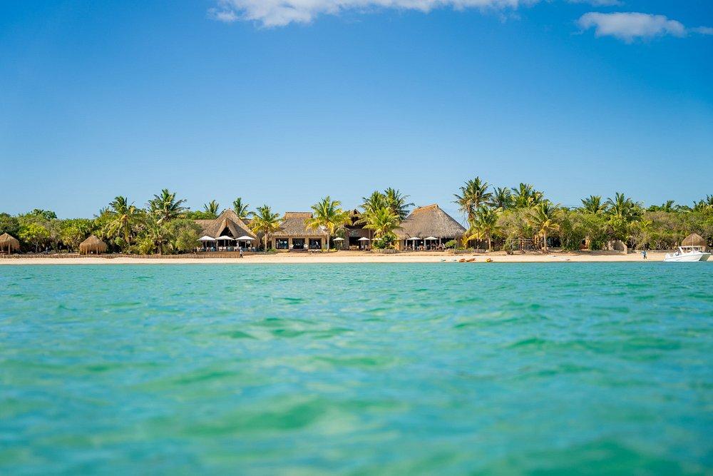 Azura Benguerra Island