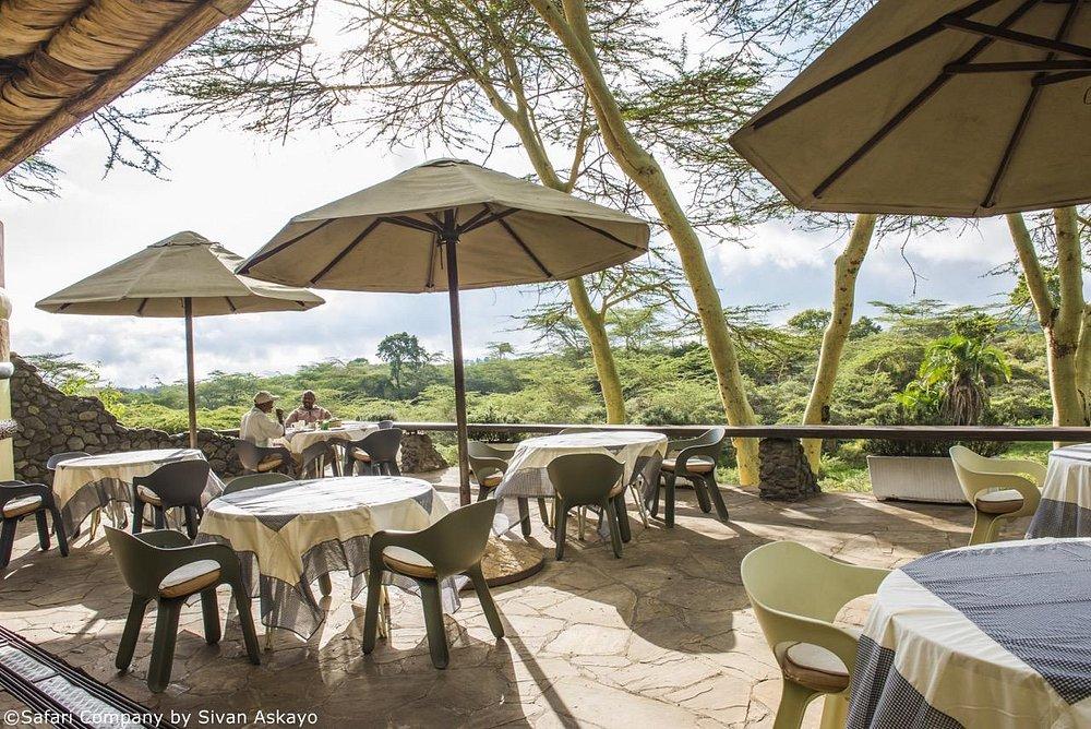 Hatari Lodge