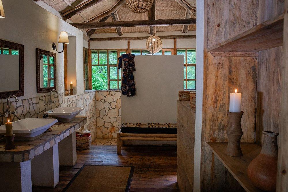 Bwindi Lodge