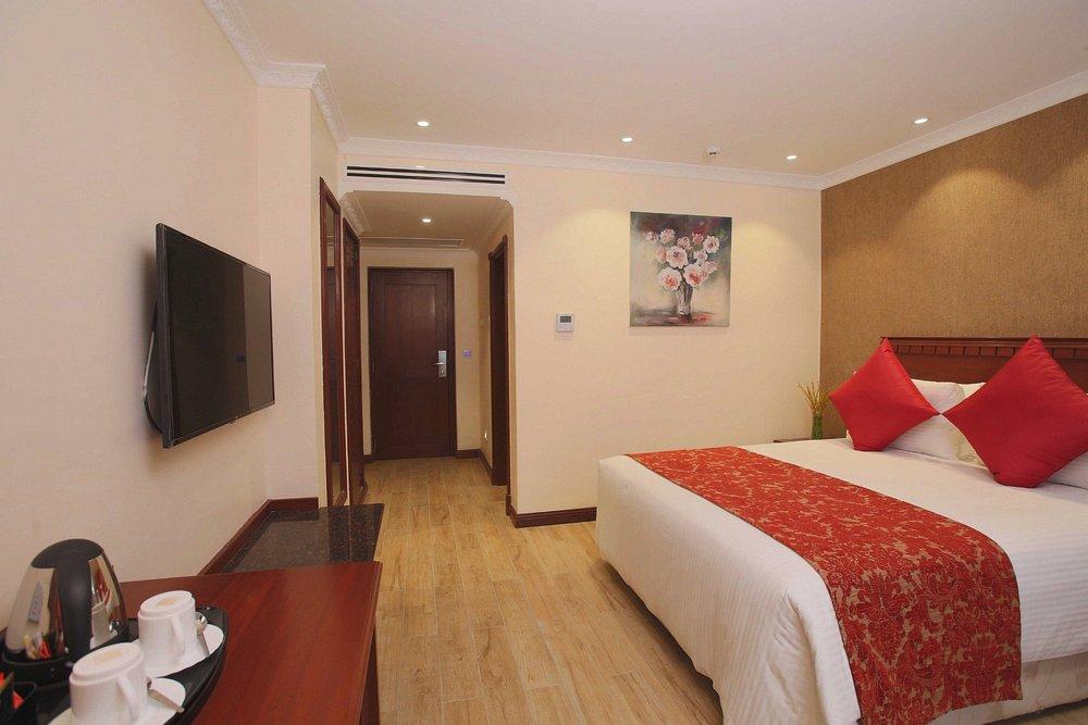 Sarova Woodlands Hotel