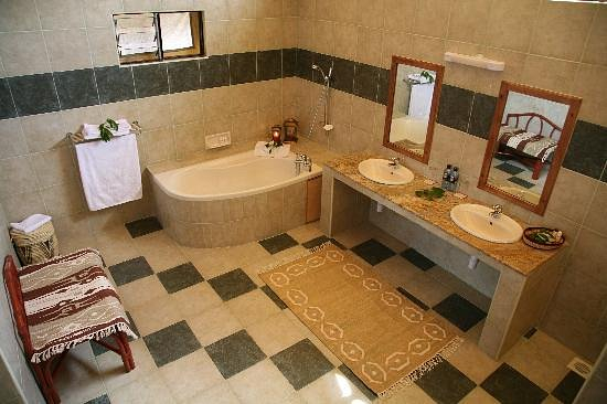 Mara Leisure Camp